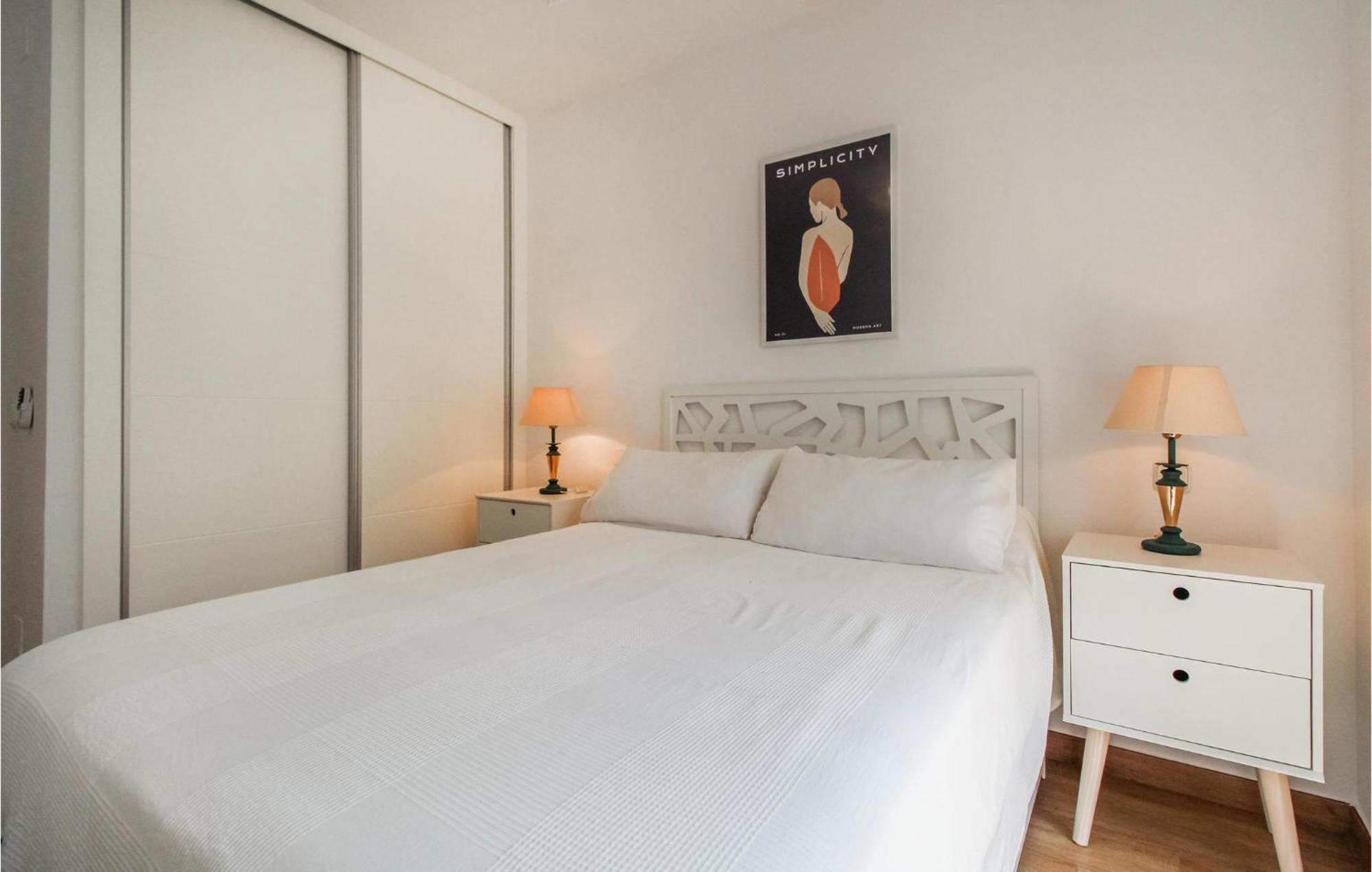 Apartment 24, Blo 2,b-a *